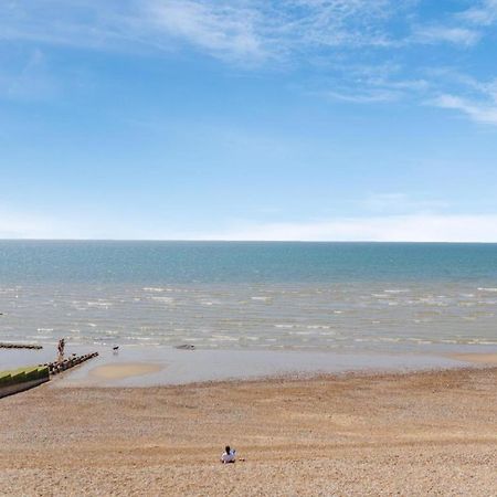 Beach Apartment 哈斯丁 外观 照片